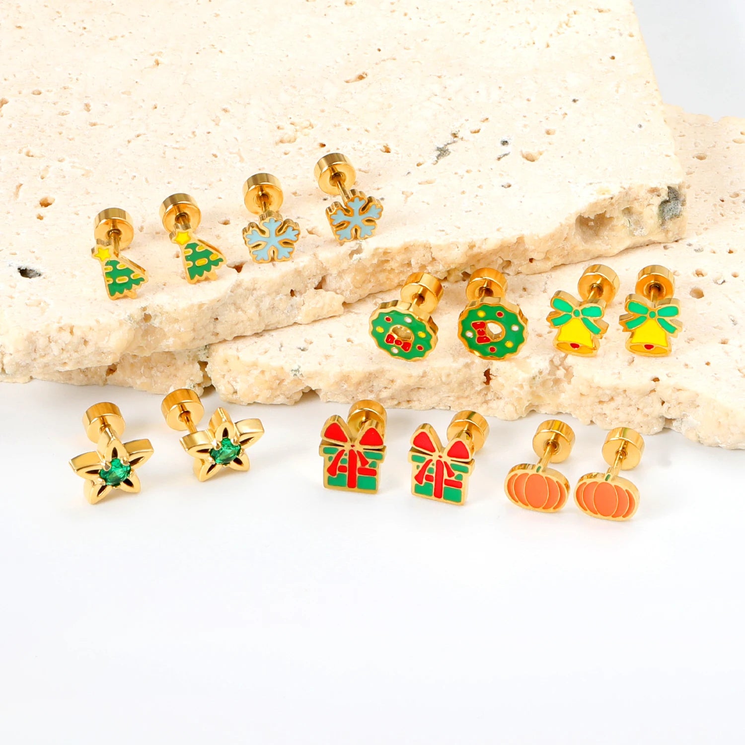 Ziemassvētku vainags Ziemassvētku auskari – svētku mirdzums ikvienam